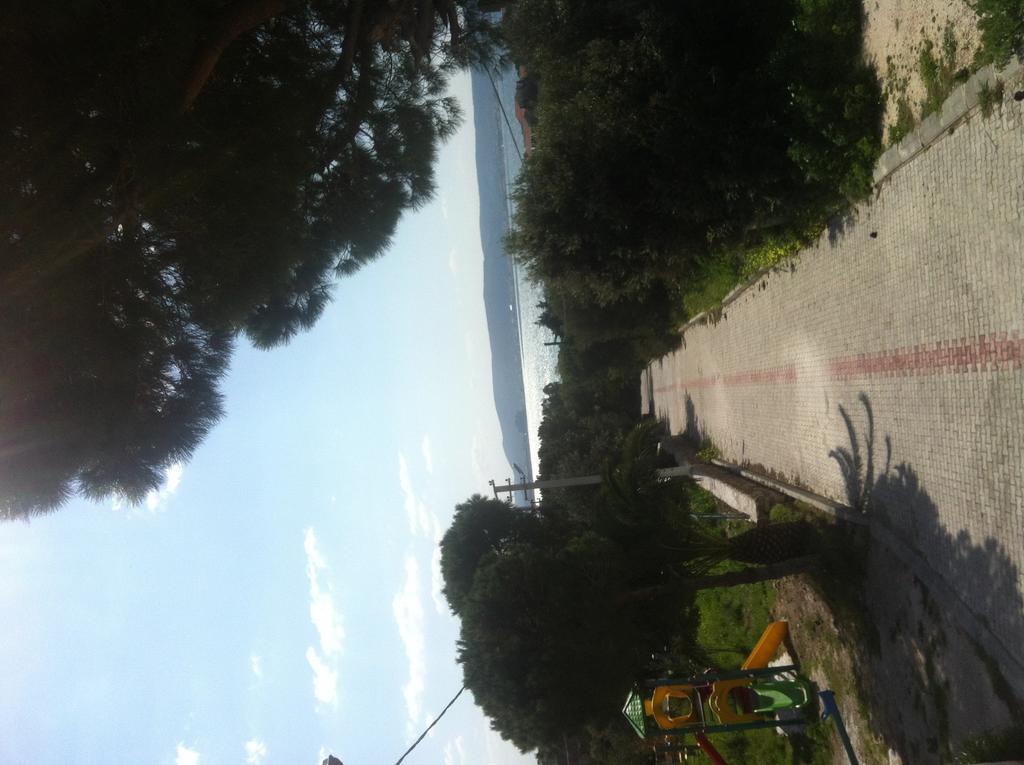 Pasalimani Hotel Cesme Exterior photo